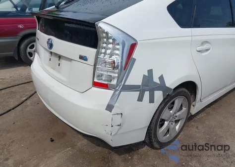 2010 Toyota Prius V from USA, damaged, VIN JTDKN3DU0A0151821
